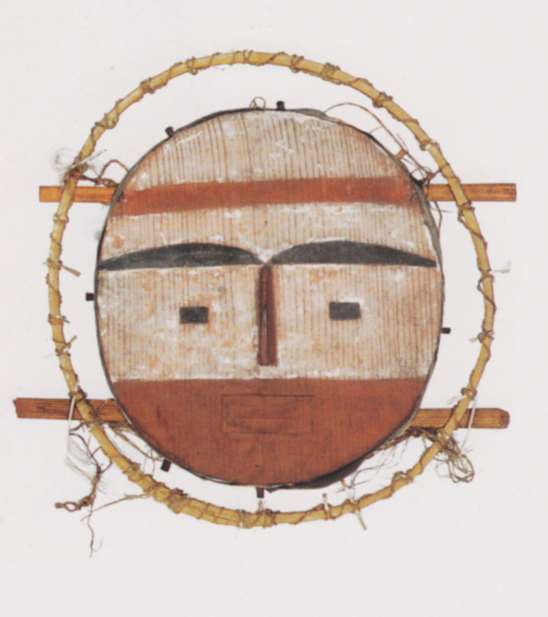 Masque rond aux yeux rectangulaires - archipel de kodiak photo (c) musée du Quai Branly Masque rond aux yeux rectangulaires - archipel de kodiak photo (c) musée du Quai Branly